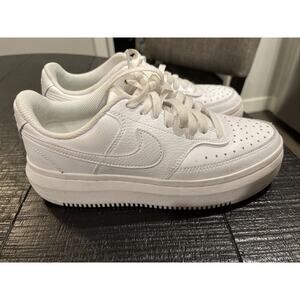 Nike Court Vision Alta Low athletic women’s shoes size 8.5 DM0113-100